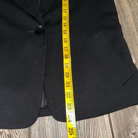 Talbots Classic Black Blazer Wool 3/4 Sleeve Single Button Pockets Lined Size 8L - Picture 7 of 8